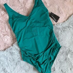 Jantzen emerald one piece swimsuit